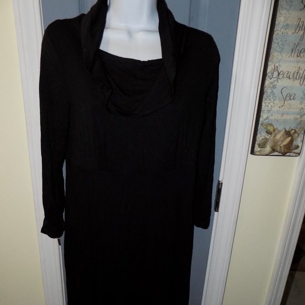 LIZ LANGE MATERNITY BLACK COWL NECK 3/4 SLEEVE